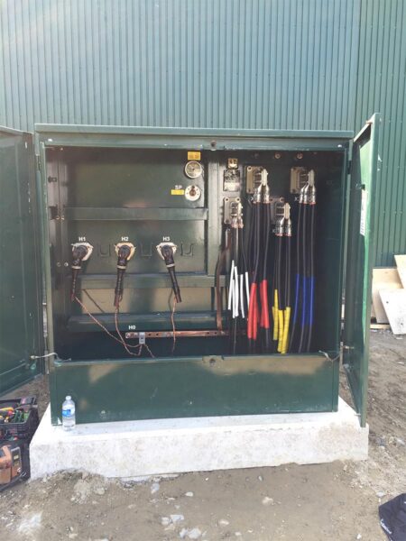 Photo du project: Entrée électrique industrielle 2 x 2500A à St-Denis-de-Brompton