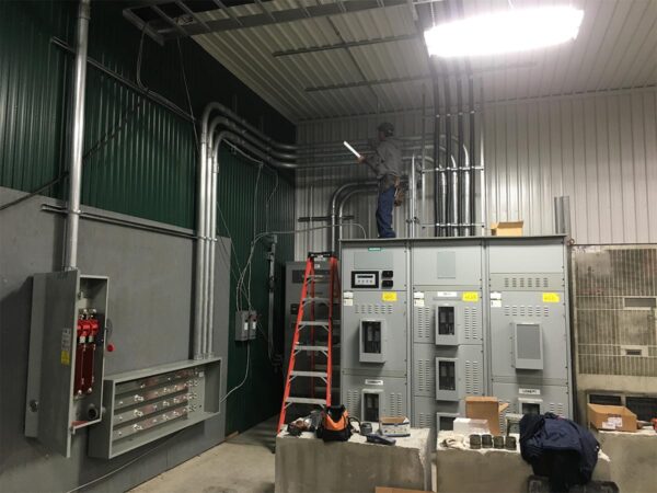 Photo du project: Entrée électrique industrielle 2 x 2500A à St-Denis-de-Brompton