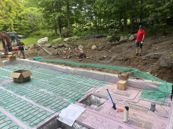 Photo du project: Plancher chauffant pour un garage à Bromont